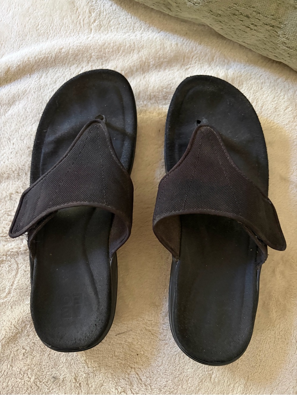 Black Obeo sandals size 7